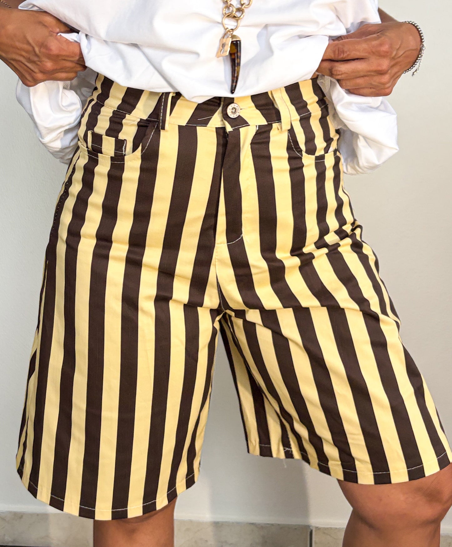 Stripes Bermuda Pants 🇮🇹