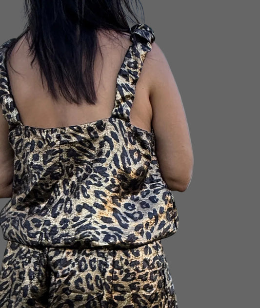 Golden Animal Print Top 🇮🇹