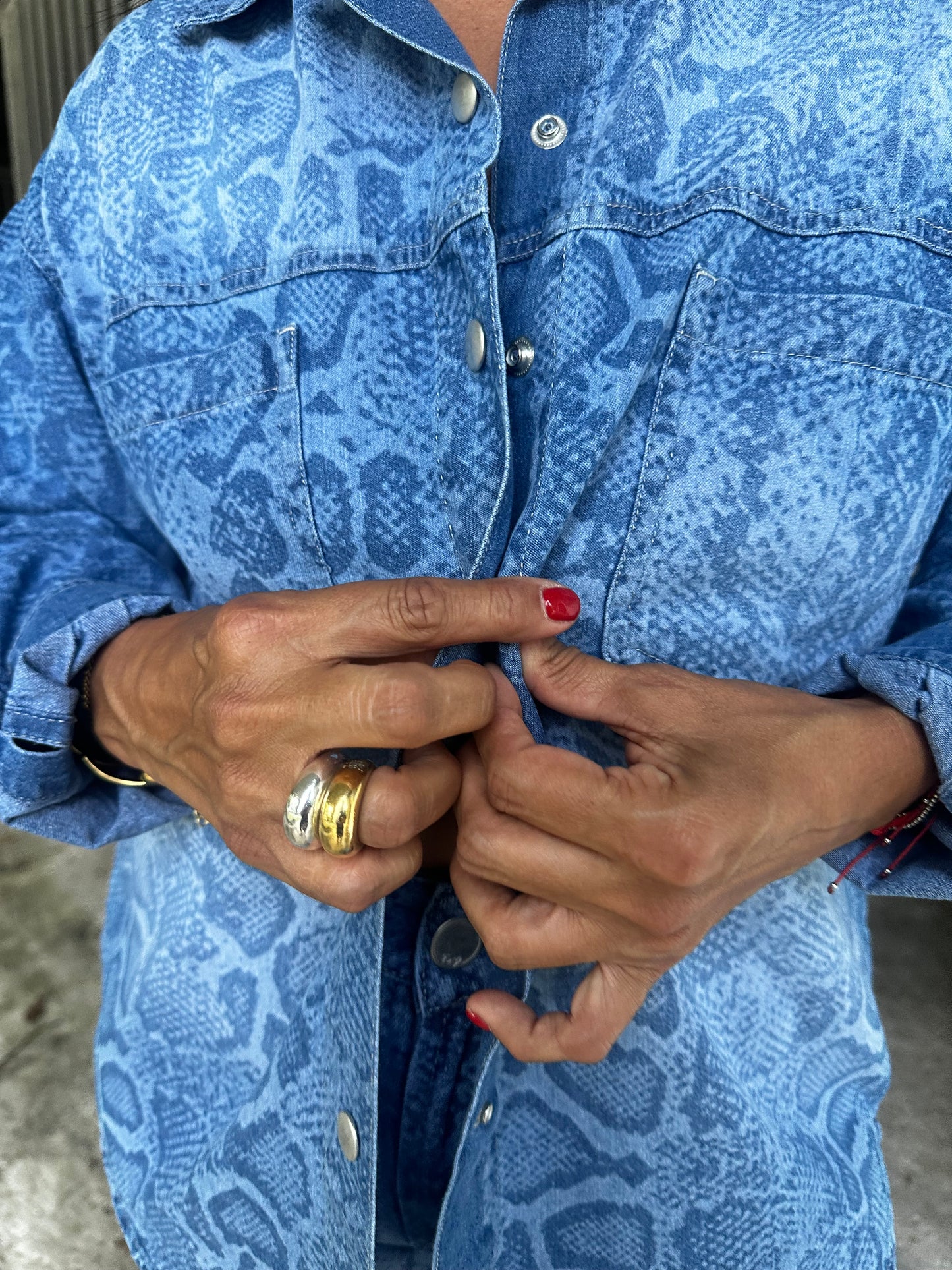 Snake Print Denim Shirt 🇨🇴