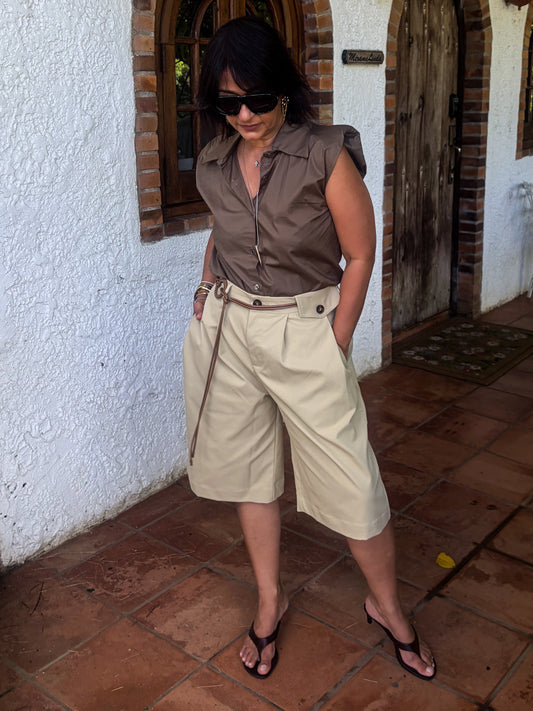 Belted Pleated Bermuda