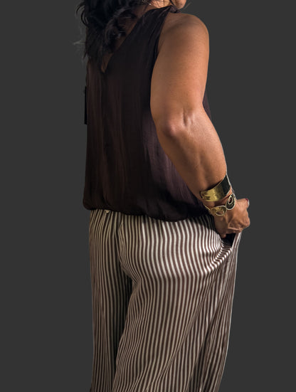 Brown Bubble Hem Top