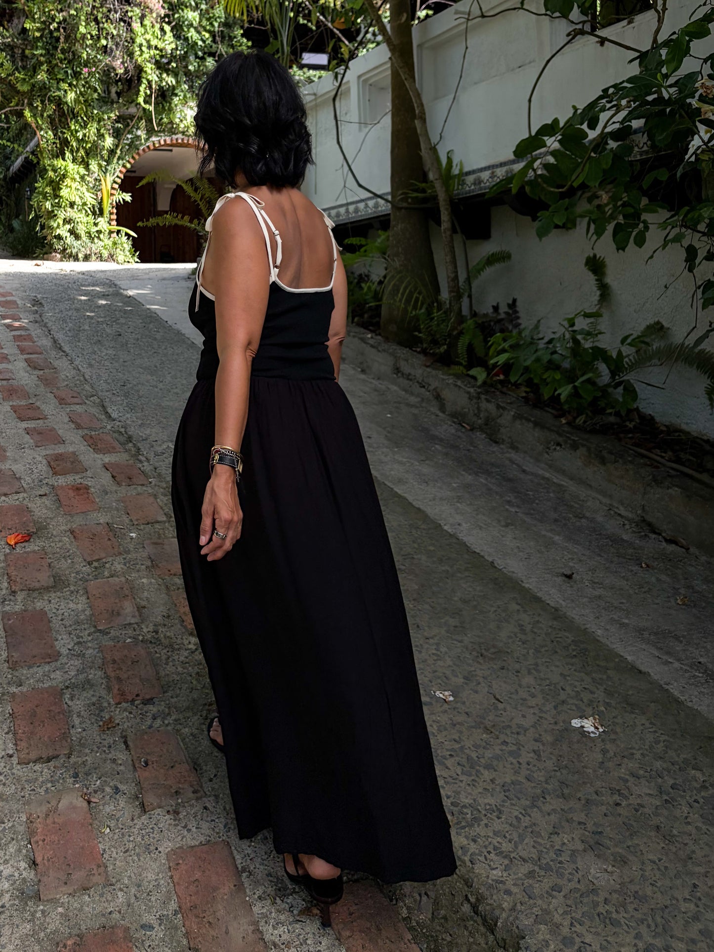 Contrast Black Midi Dress