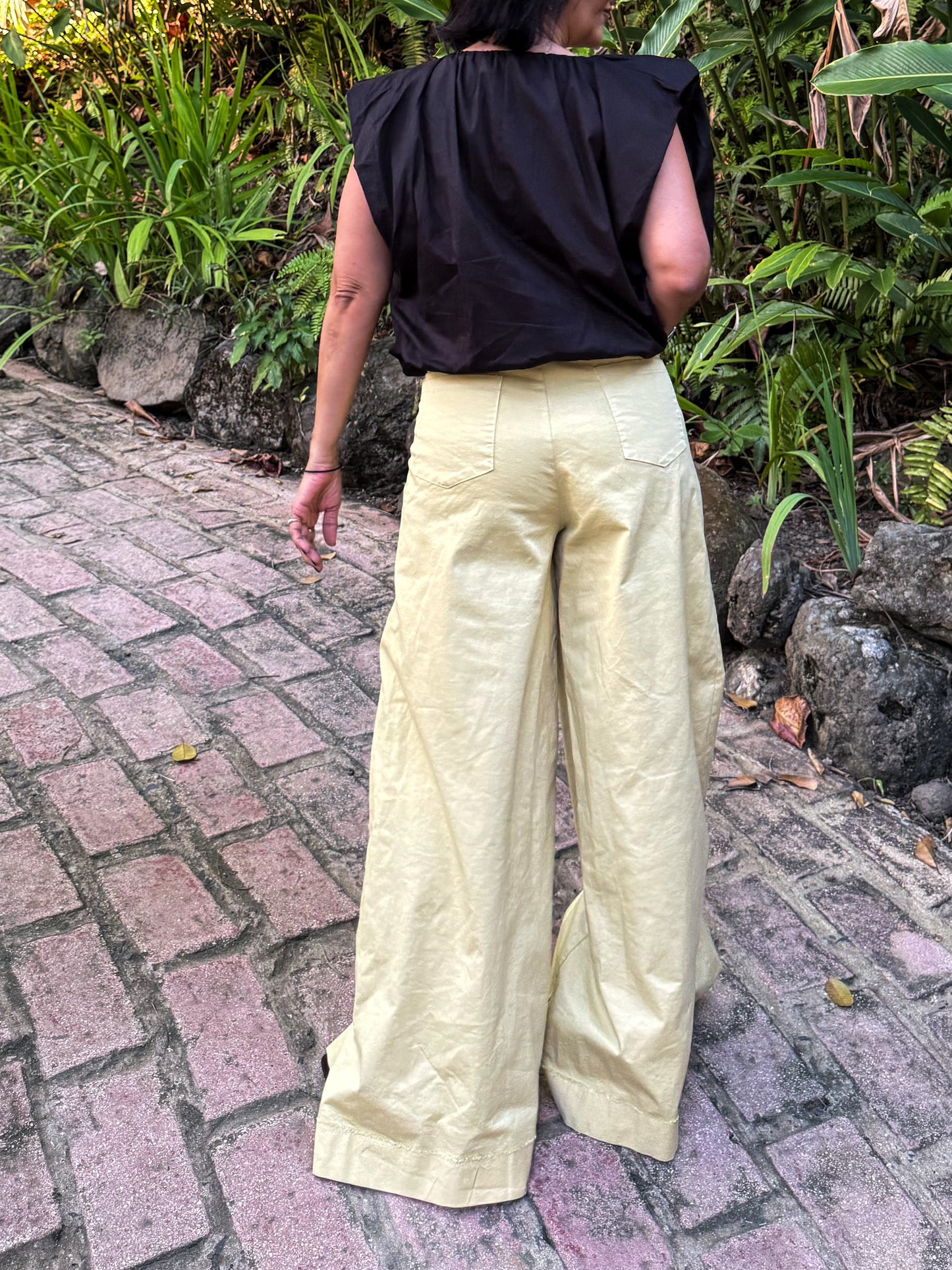 Wide Leg Italian Pant