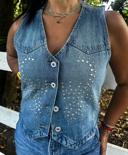 Studded Denim Vest 🇨🇴