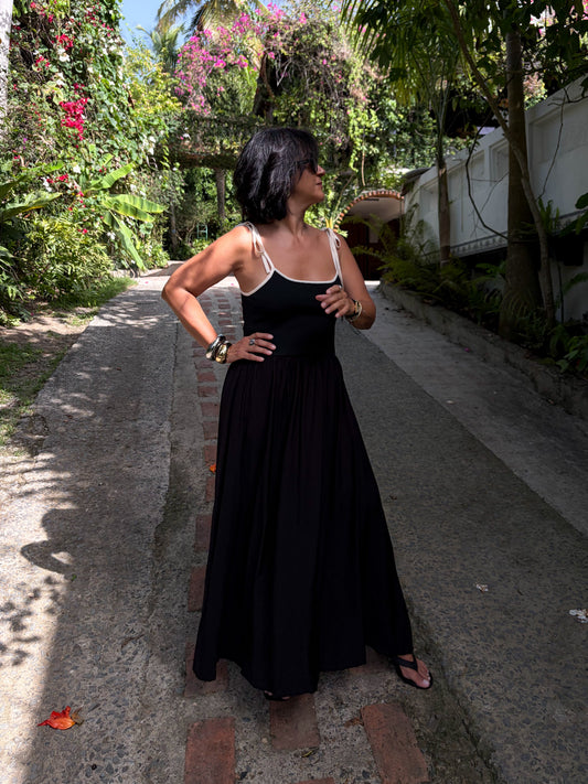 Contrast Black Midi Dress