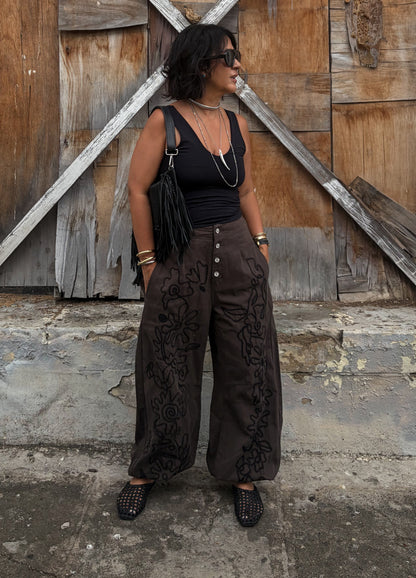 Embroidered Barrel Pants