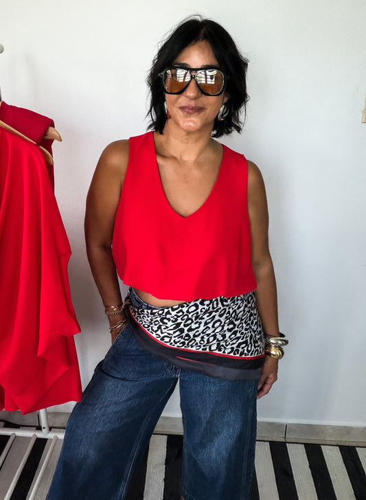 V-neck Tomato Crop Top