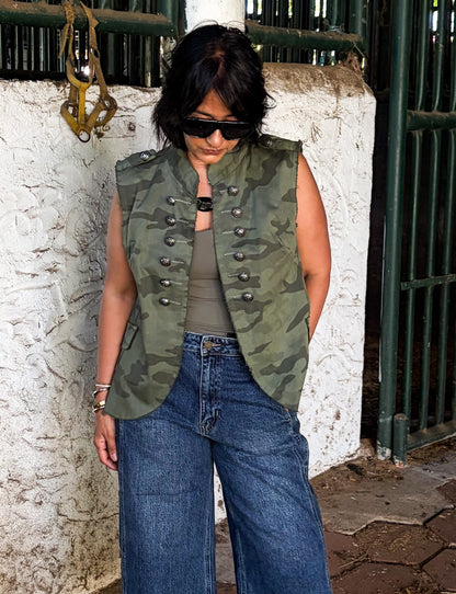 Napoleon-Style Camo Vest 🇮🇹
