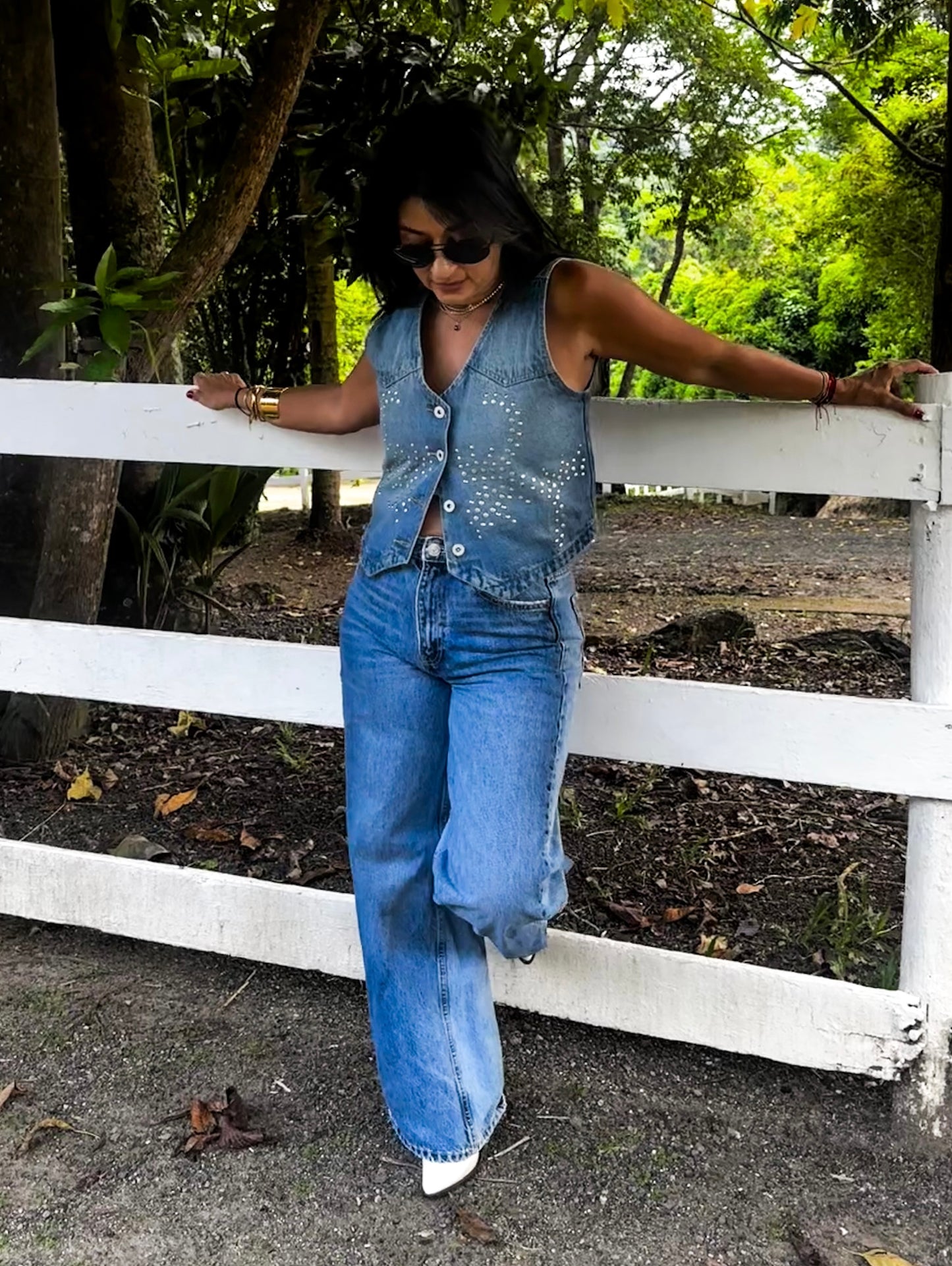 Studded Denim Vest 🇨🇴