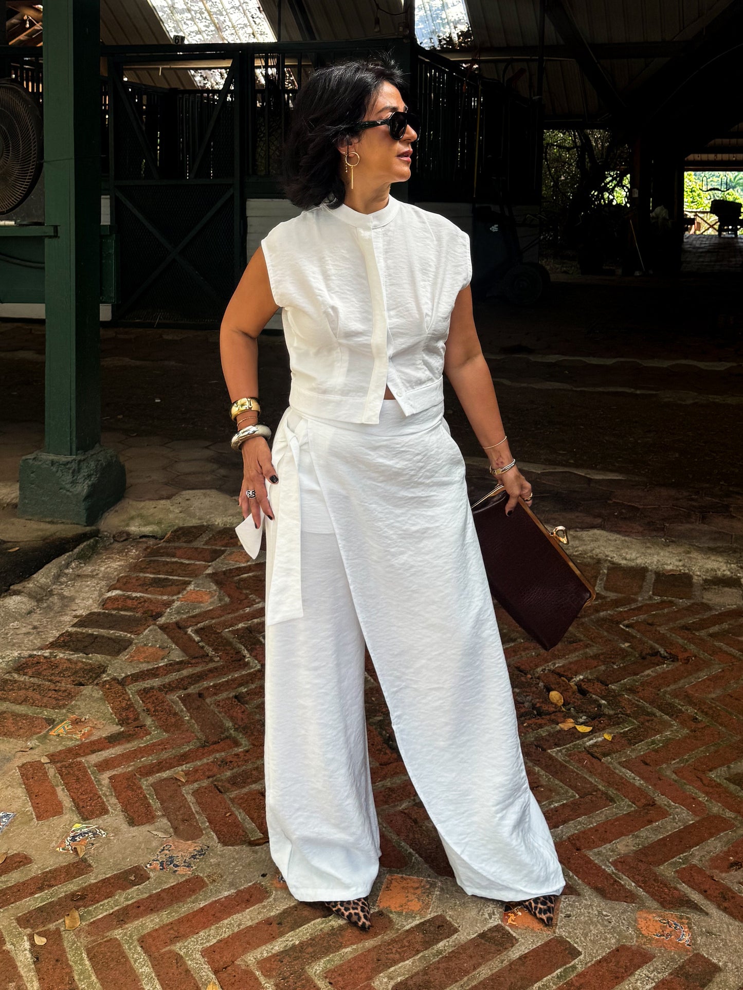 Asymmetric Front Overlay Pants 🇨🇴