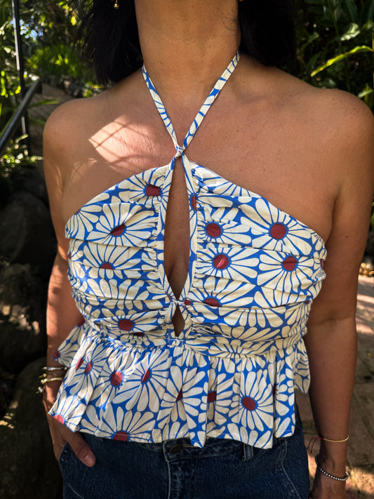 Front Cut-out Detail Top